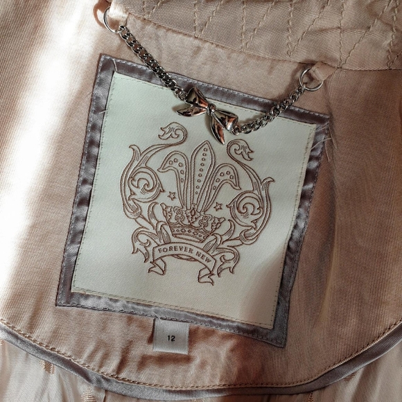 Women's size 12 'FOREVER NEW' Gorgeous champagne double breasted coat - EUC - Picture 4 of 4